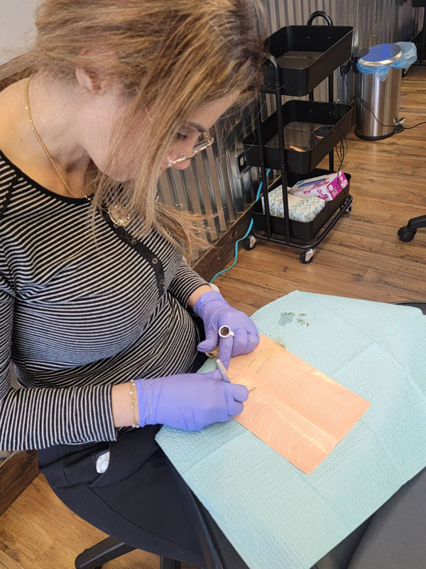 Microblading and Microshading Training at the Signature ink Institute in Arlington Heights